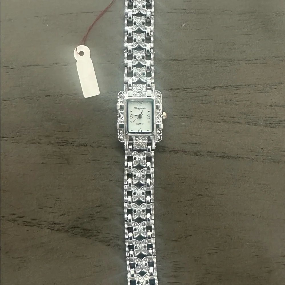 Silver Vintage Square Face Watch - Picture 1 of 2